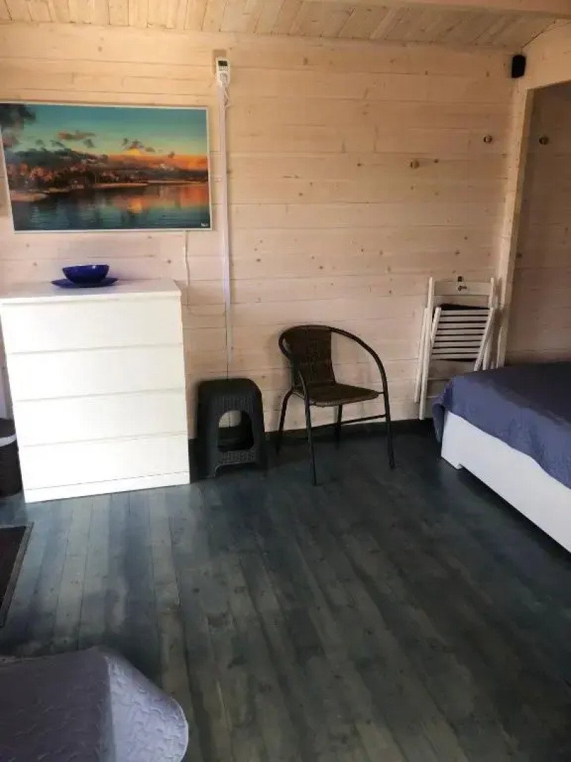 WOMOCAMP Holzhütte 1