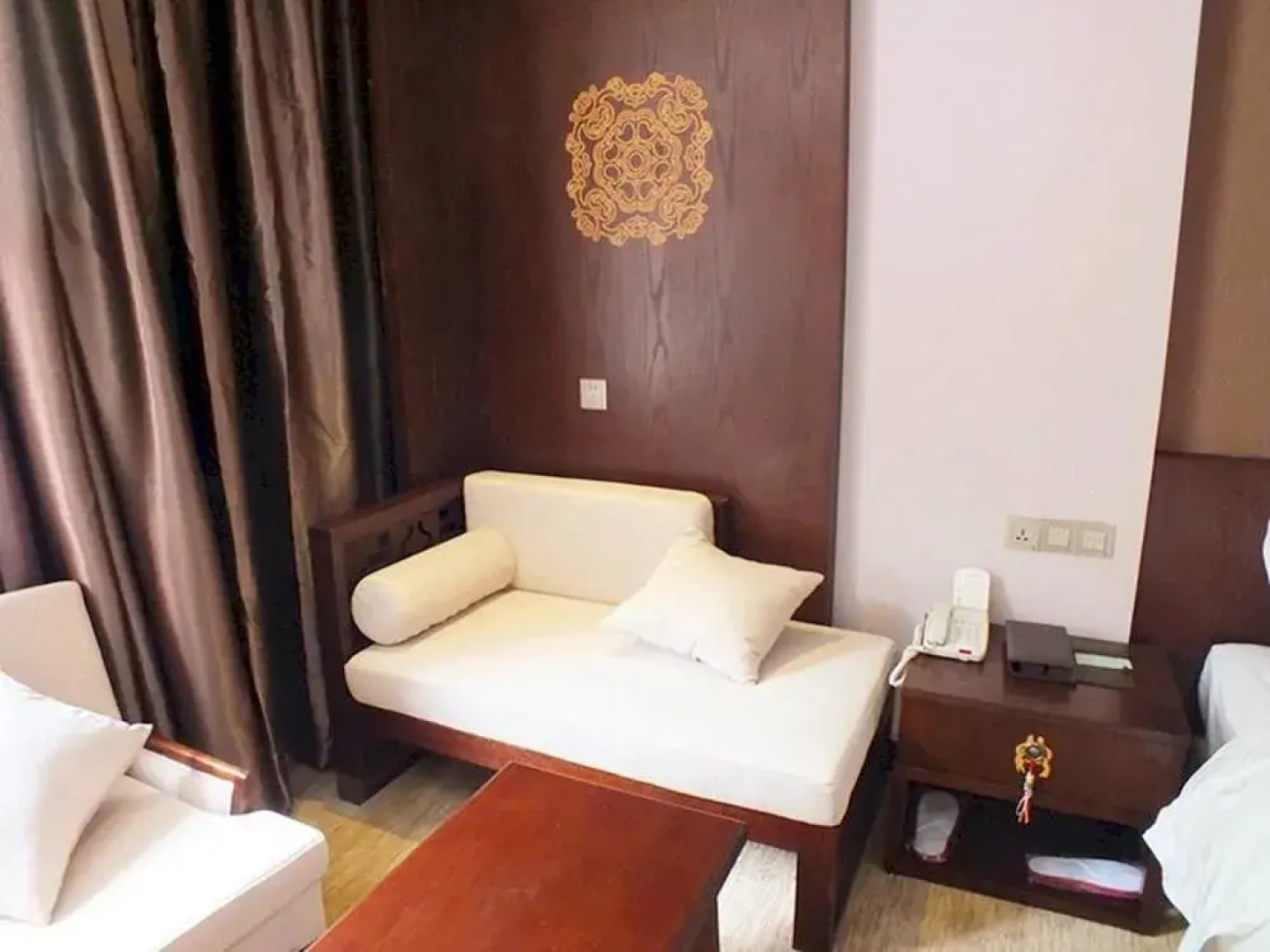 Sanroyal International Hotel