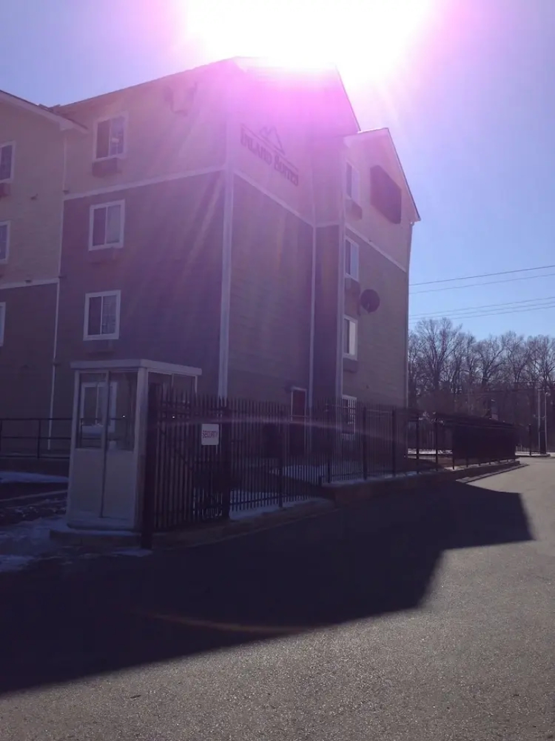 Inland Suites Elvis