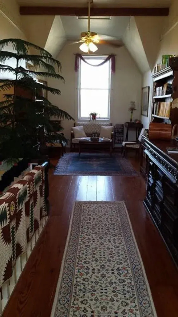 The Stovall House
