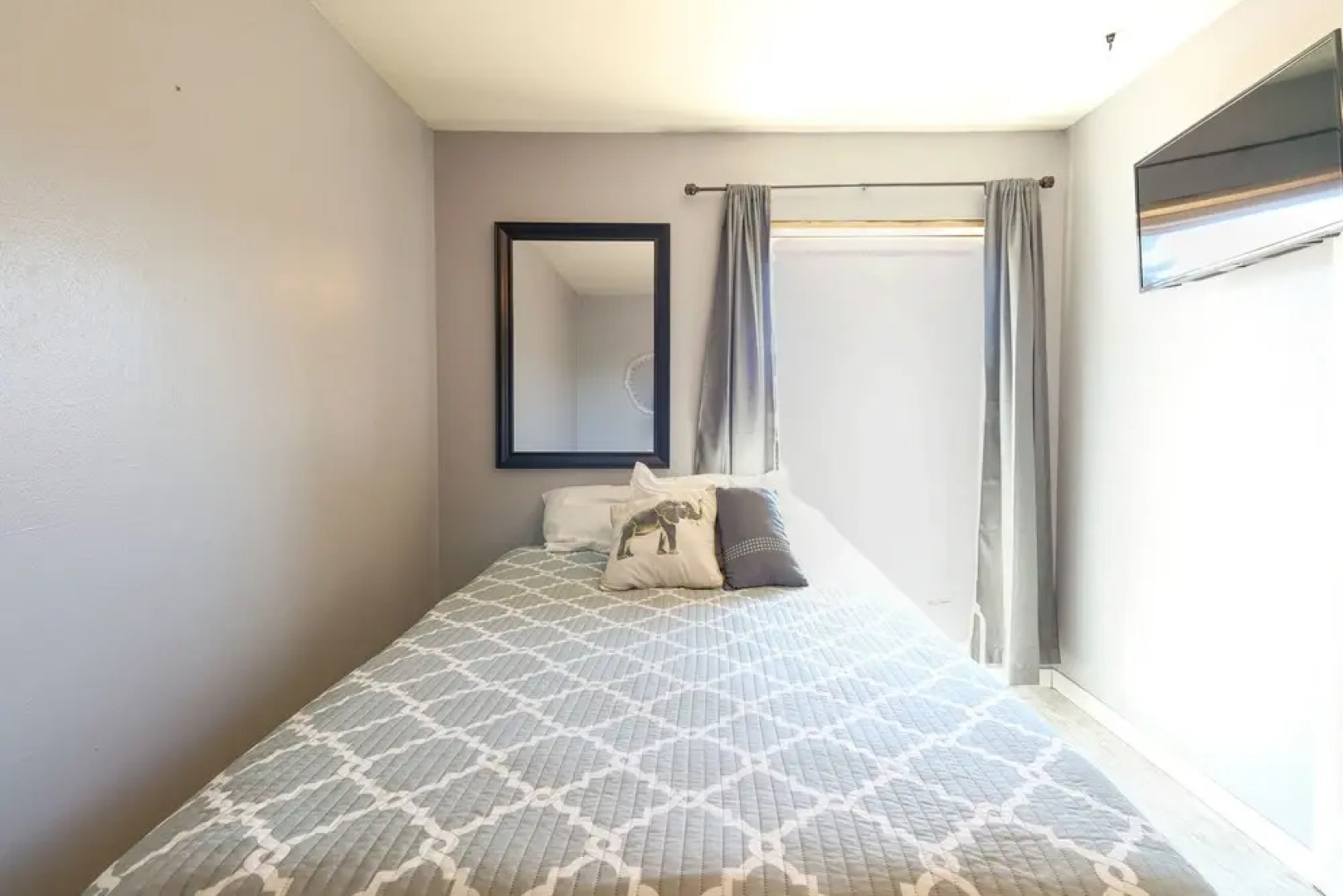 Elephant Butte Home w/ Propane Grill: 1 Mi to Lake