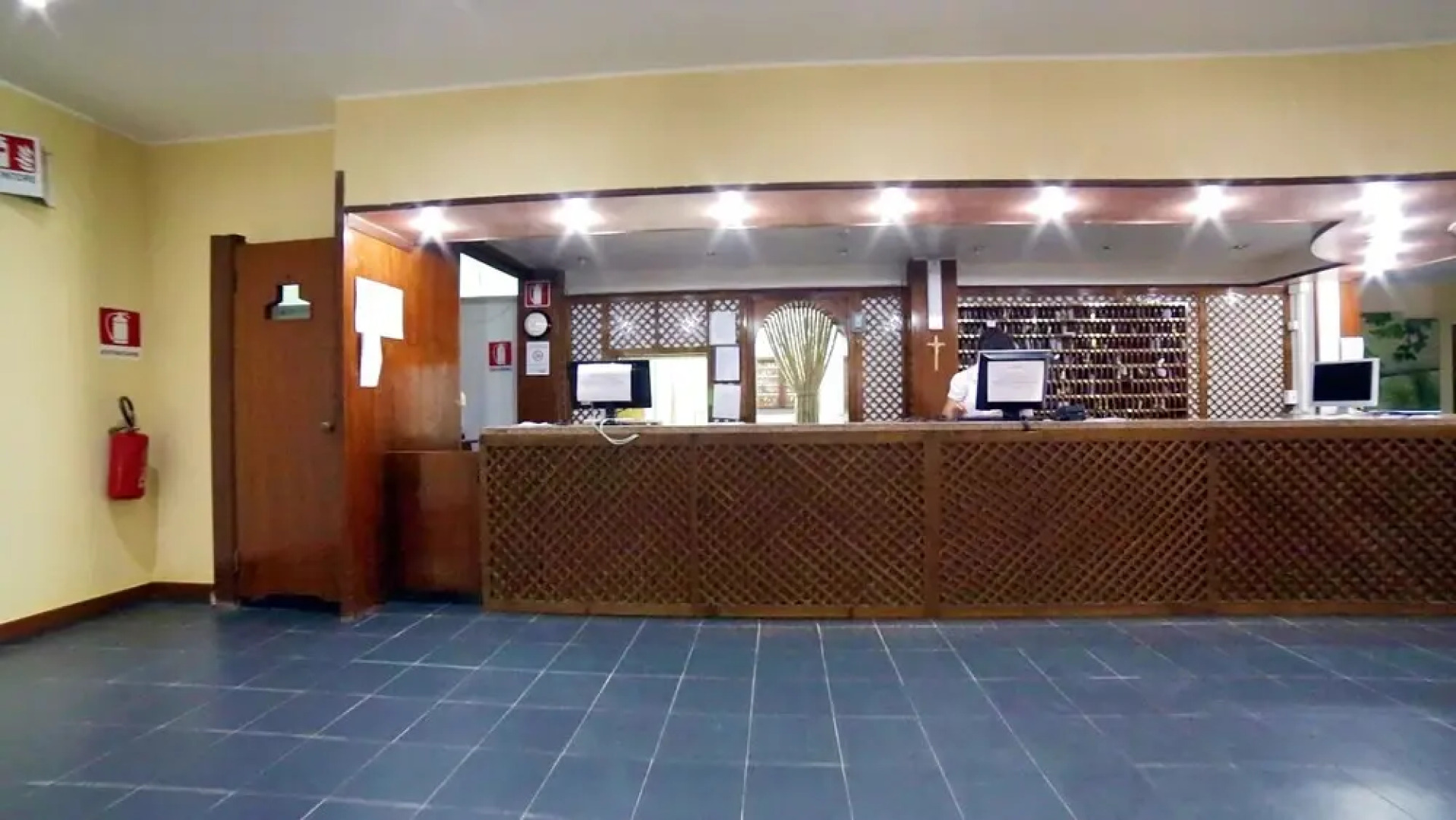 Triton Villas Residence & Hotel