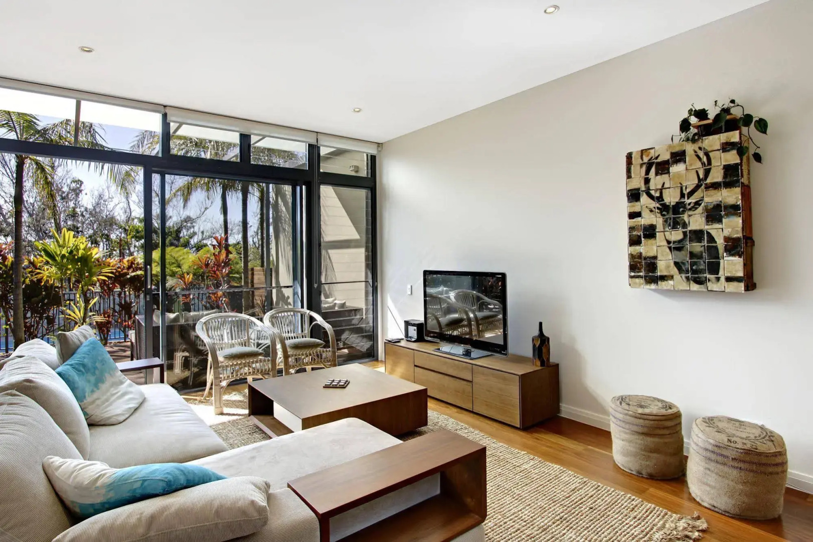 Ocean View @ Kiah Holiday Villa