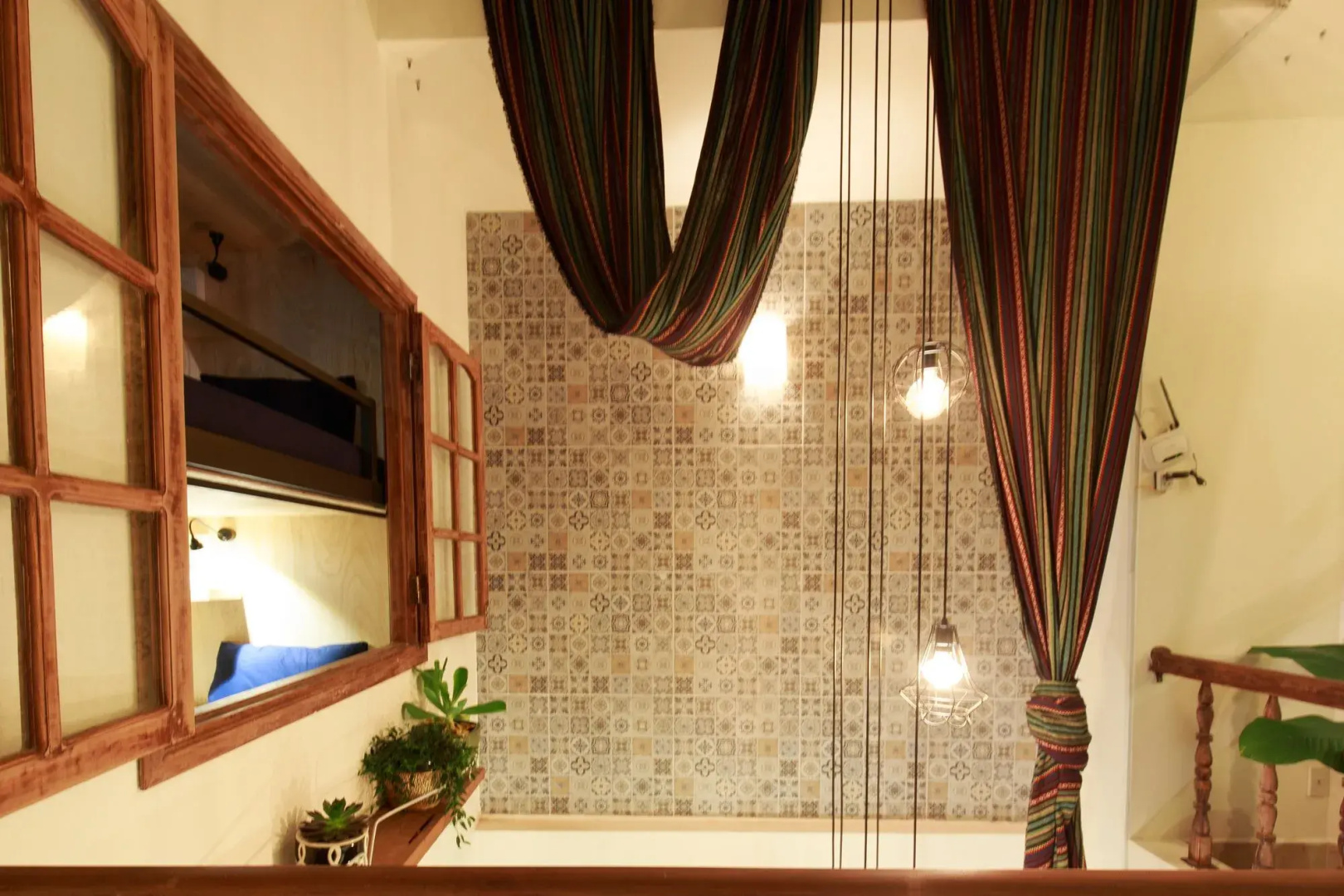 Leuleu Hostel