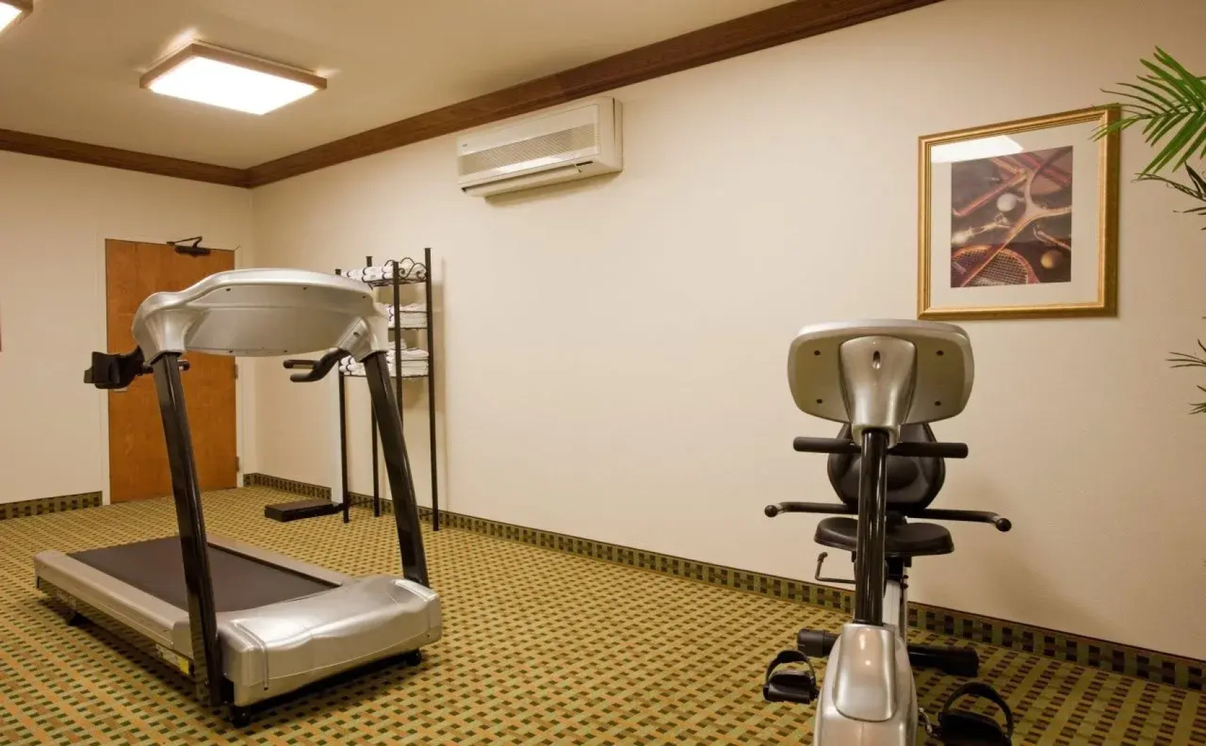 Holiday Inn Express Hotel & Suites Kingman by IHG