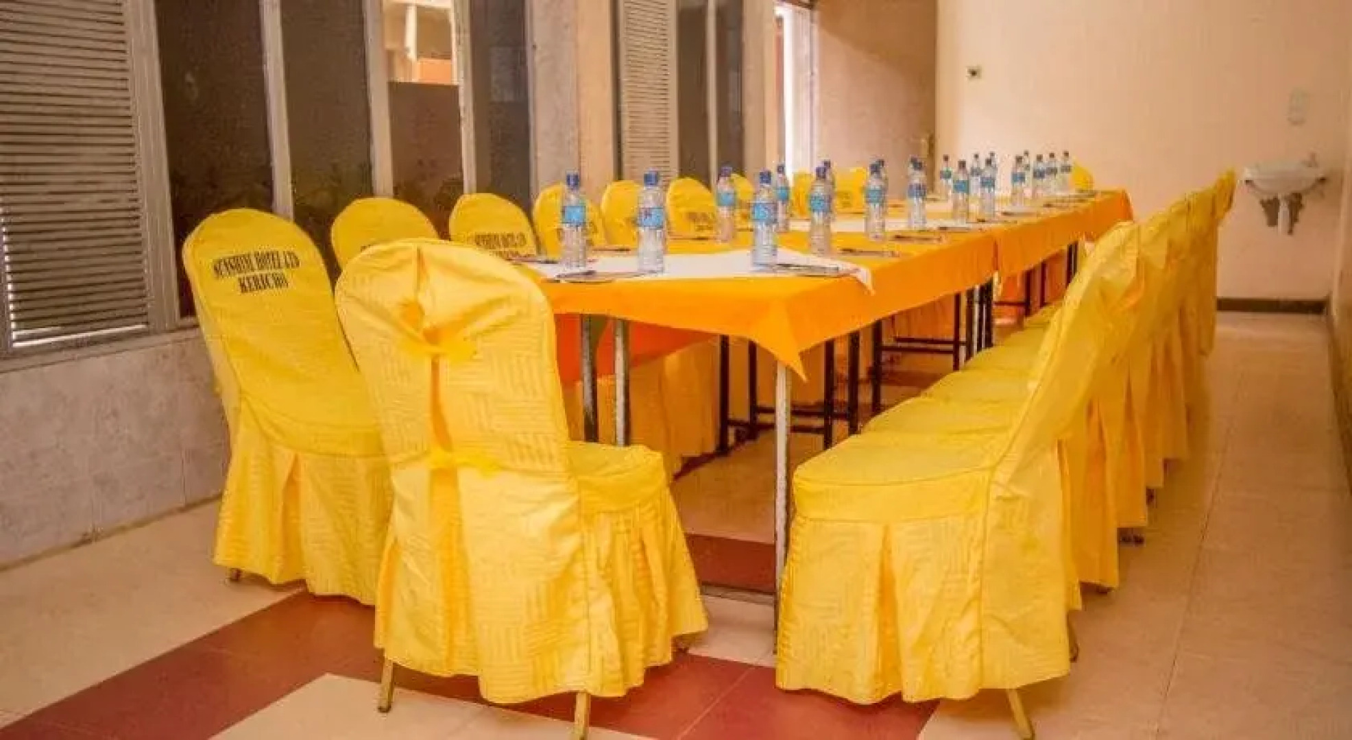 Sunshine Hotel Tengecha