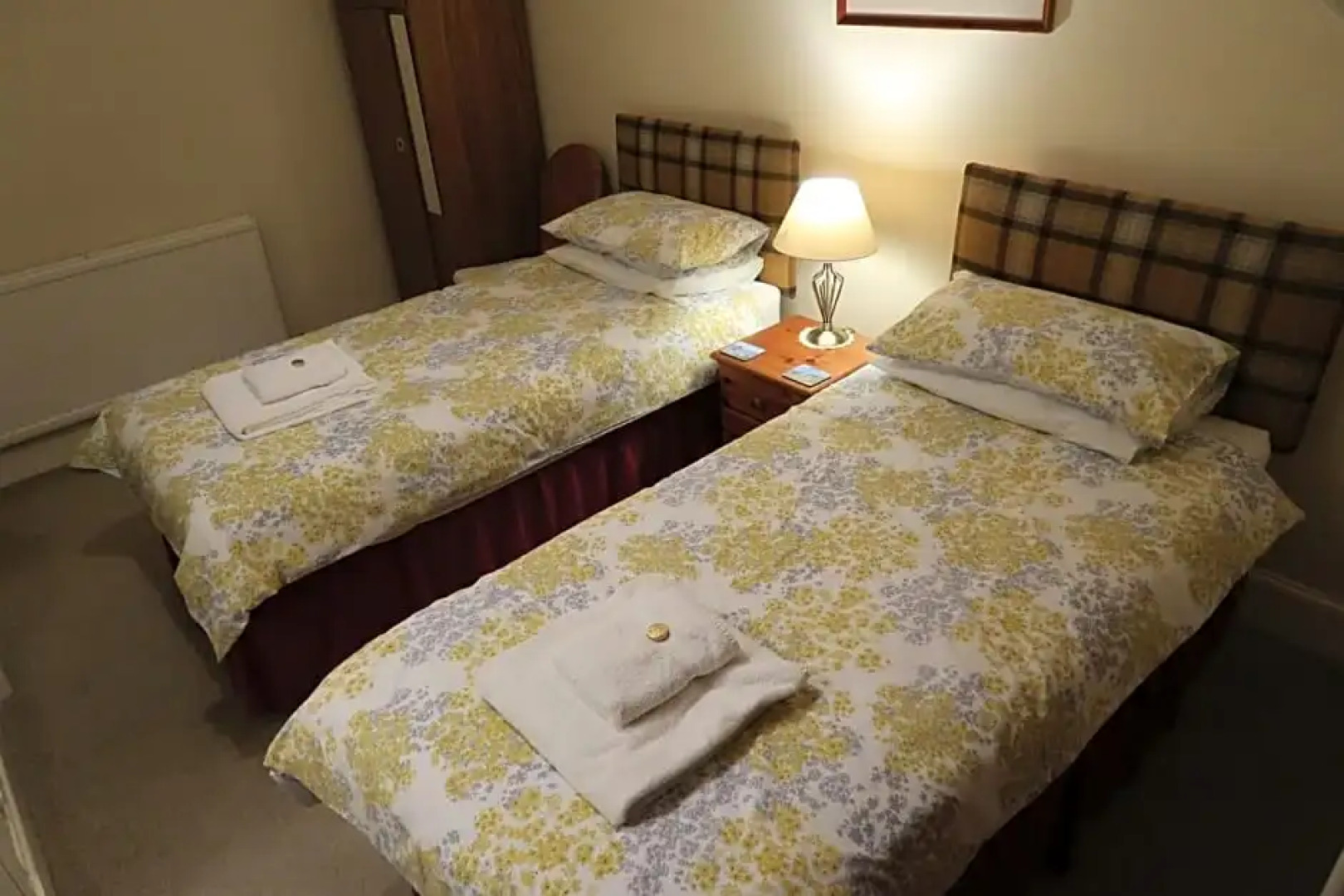 Corunna Bed & Breakfast and Garden Cottage