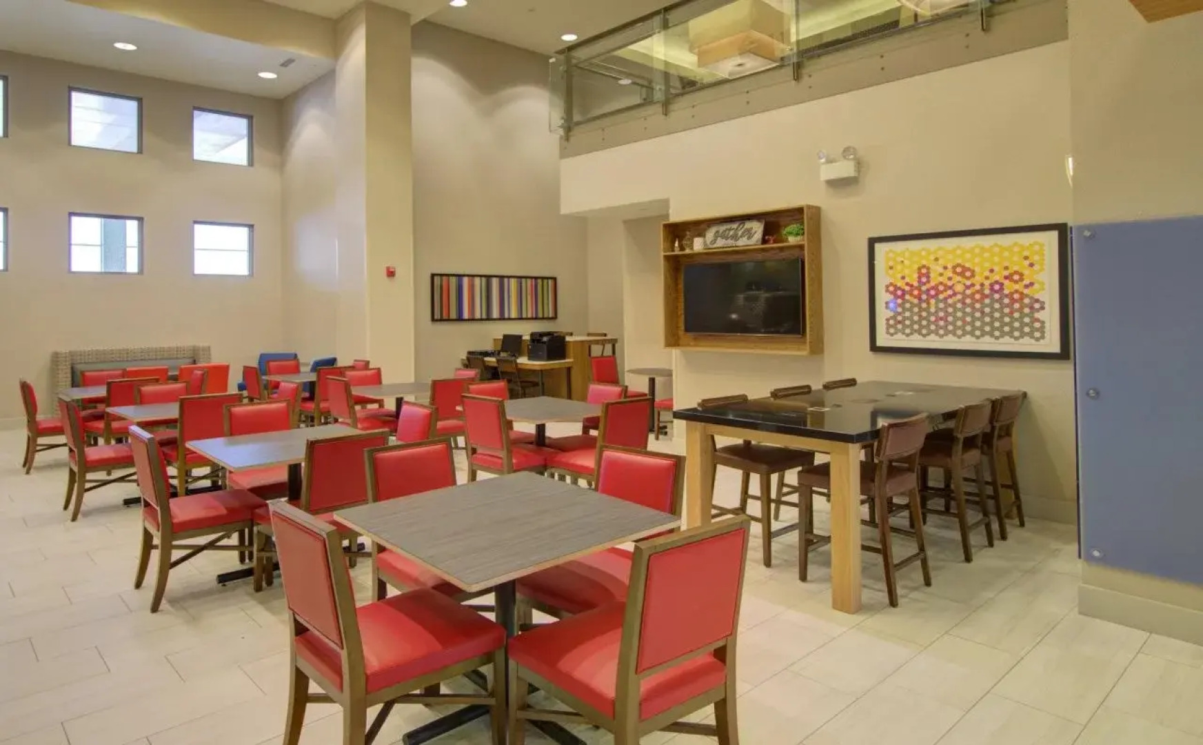 Holiday Inn Express Hotel and Suites Mankato East by IHG