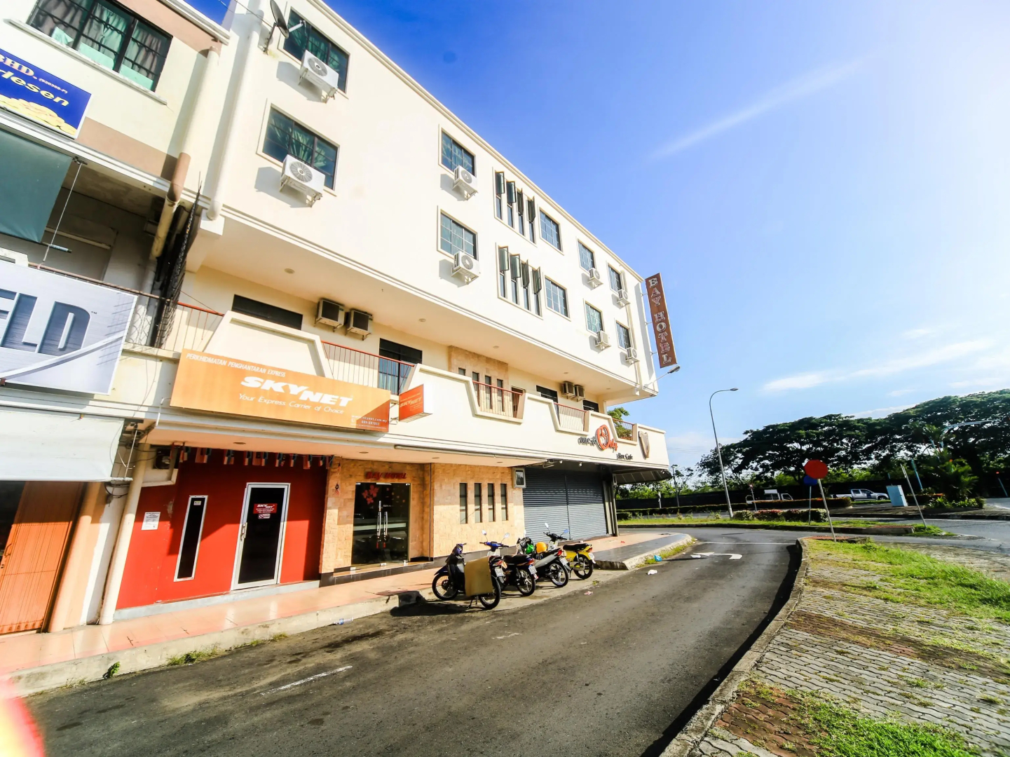 Bay Hotel
