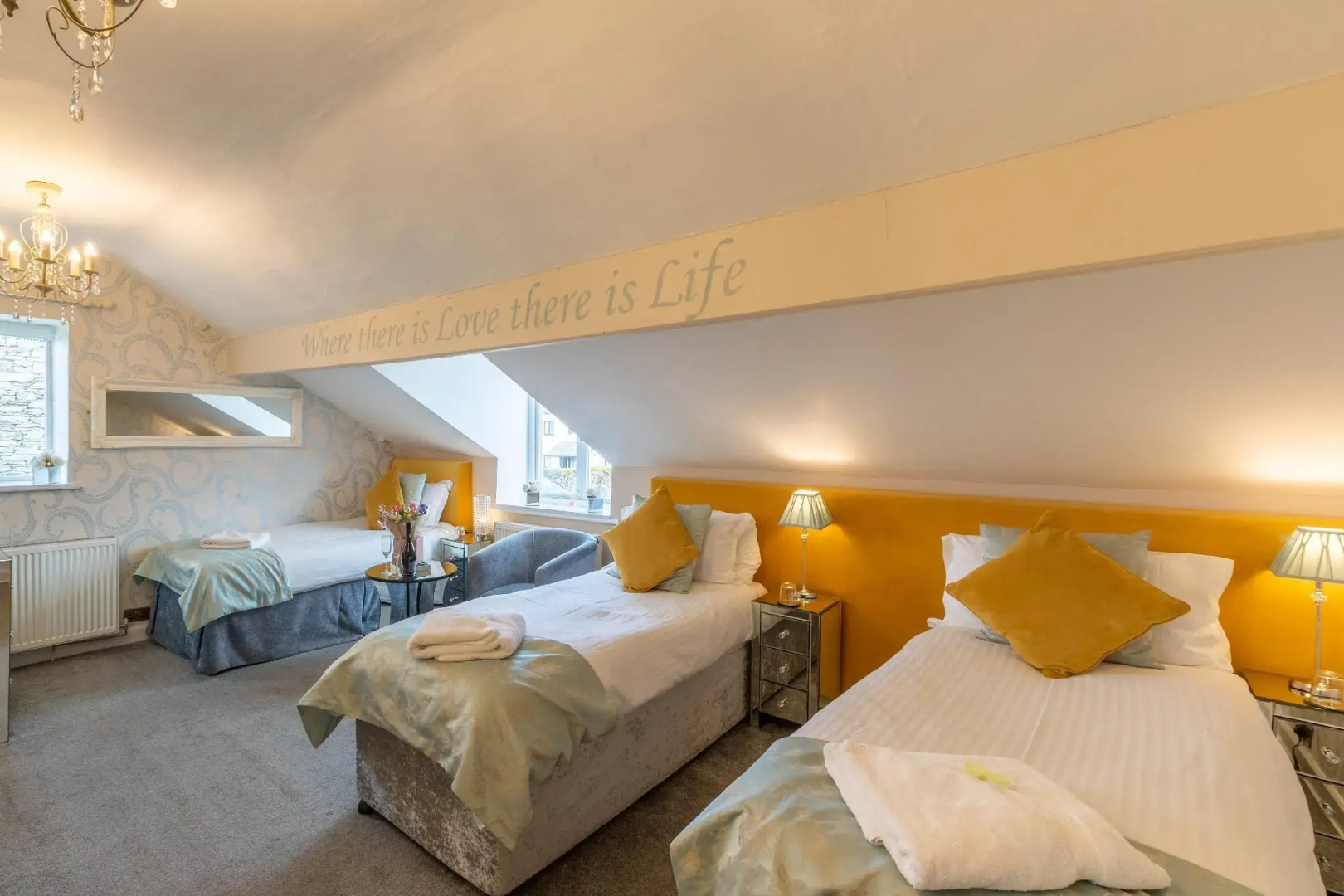 Holly Lodge Guest House