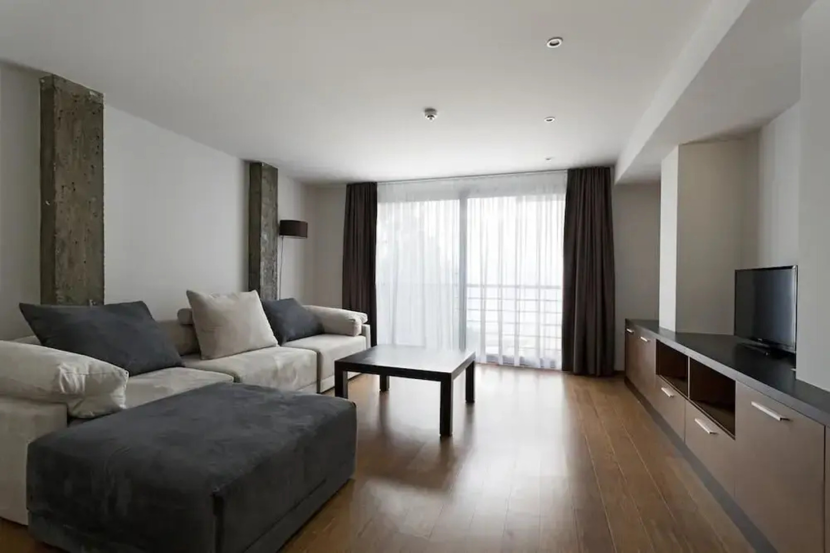 Hotel Romantique Plaza Dojran