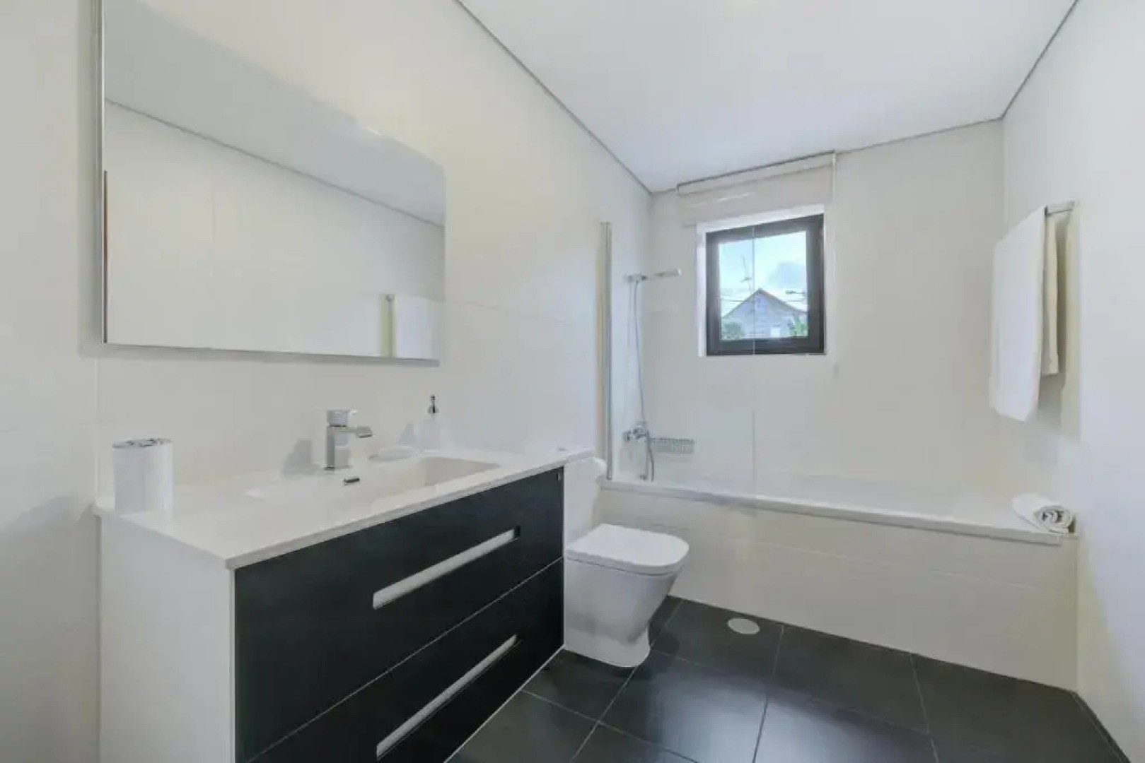 Villa with 3 Bedrooms in Esposende, with Wonderful Mountain View, Private Pool, Enclosed Garden