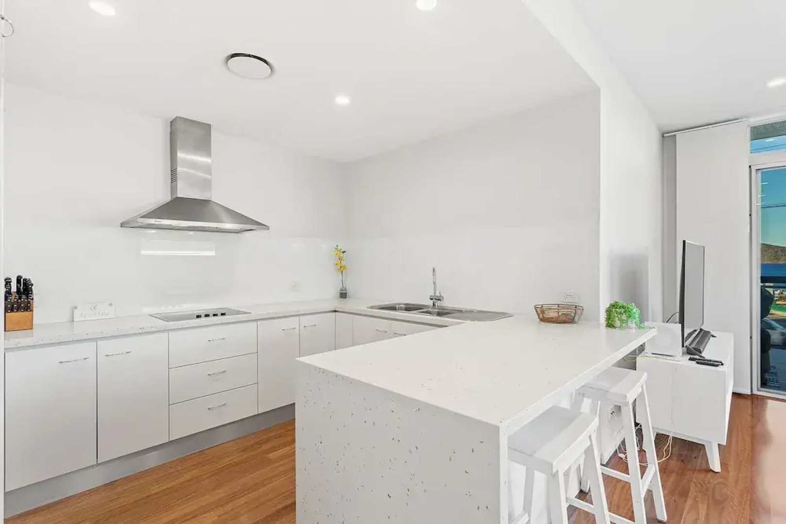 Boulder Bay Rd 2/2 - Fingal Bay