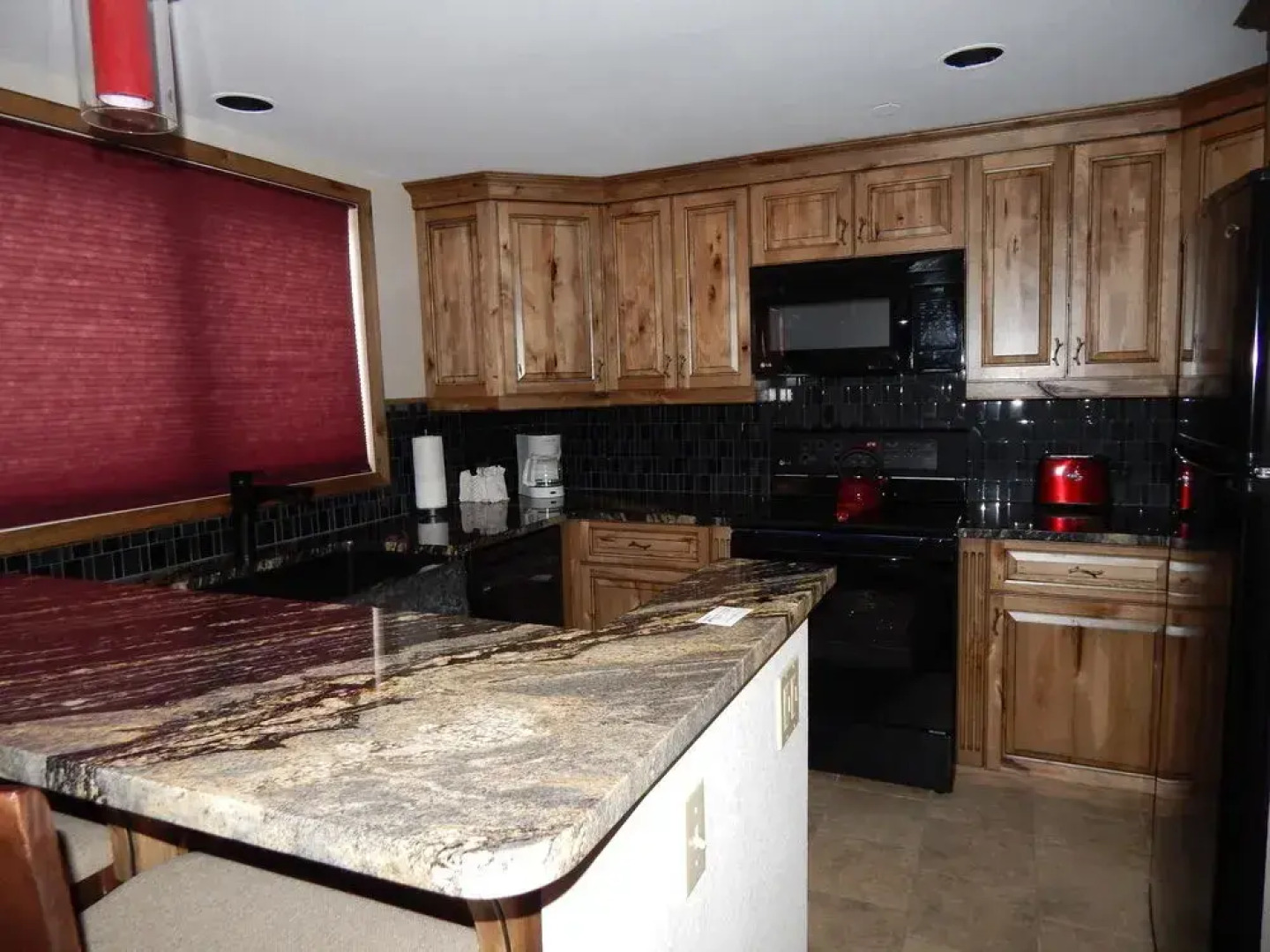 Crestview Condominium's