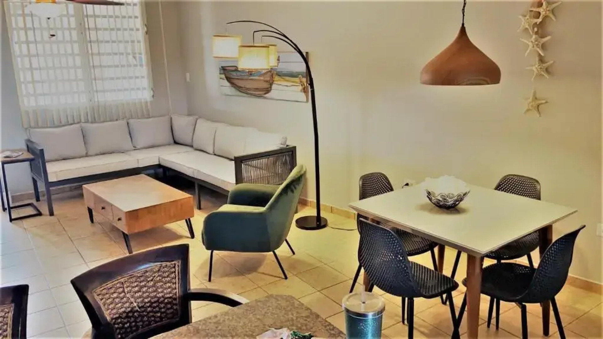 Tropical Breeze 2 Bed 2 Bath