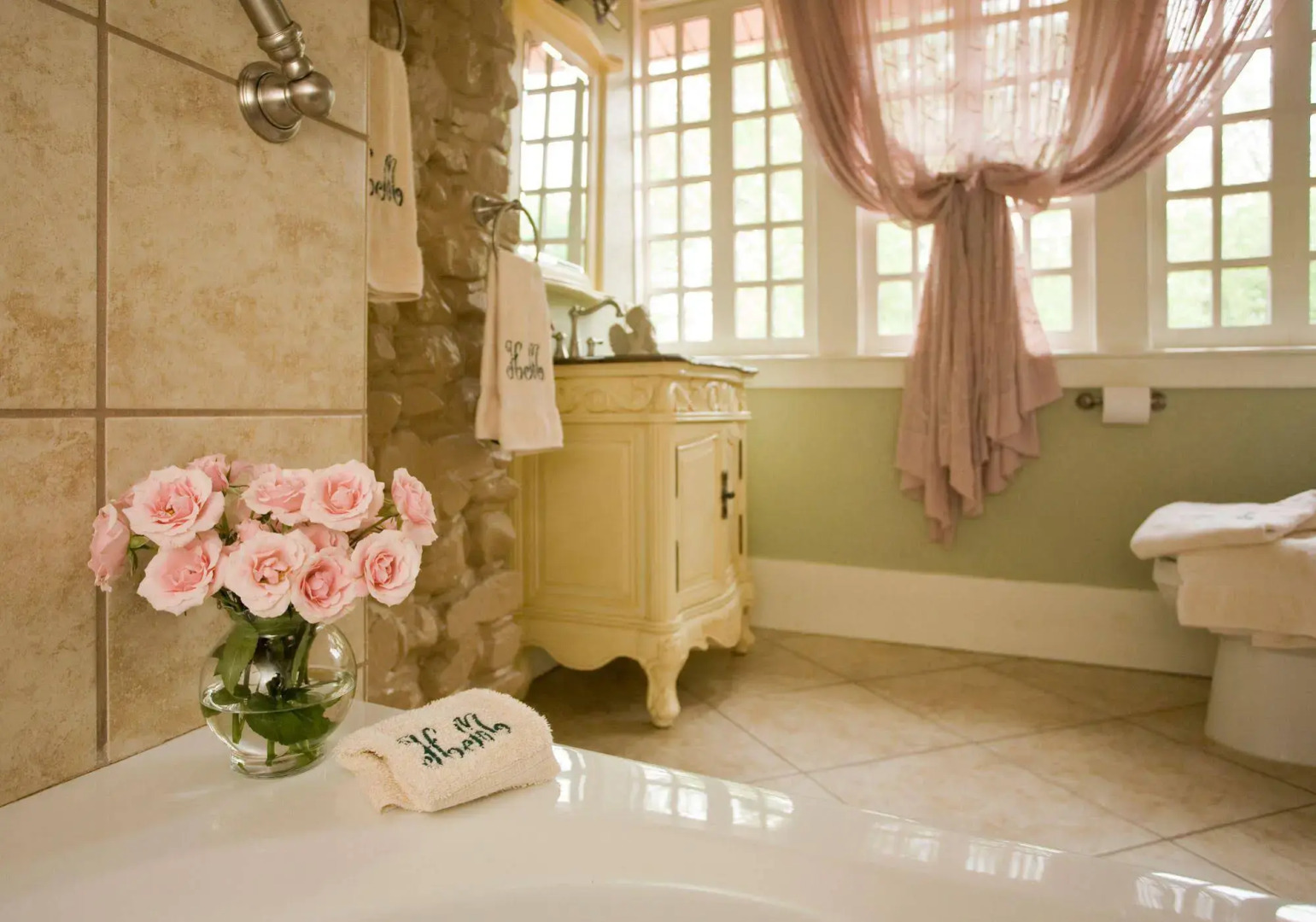 Hilltop Manor Bed and Breakfast