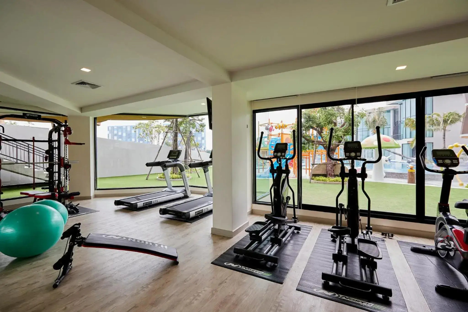 Elmas Cha-Am Design Hotel (SHA Extra Plus)