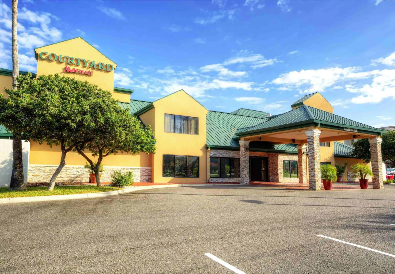 Courtyard by Marriott McAllen Airport