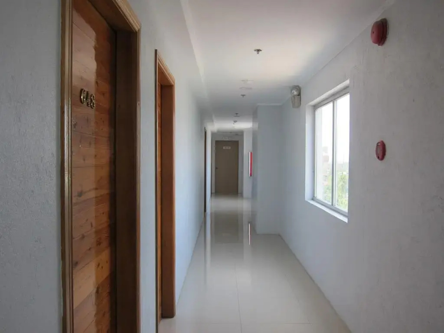 Nichols Airport Hotel