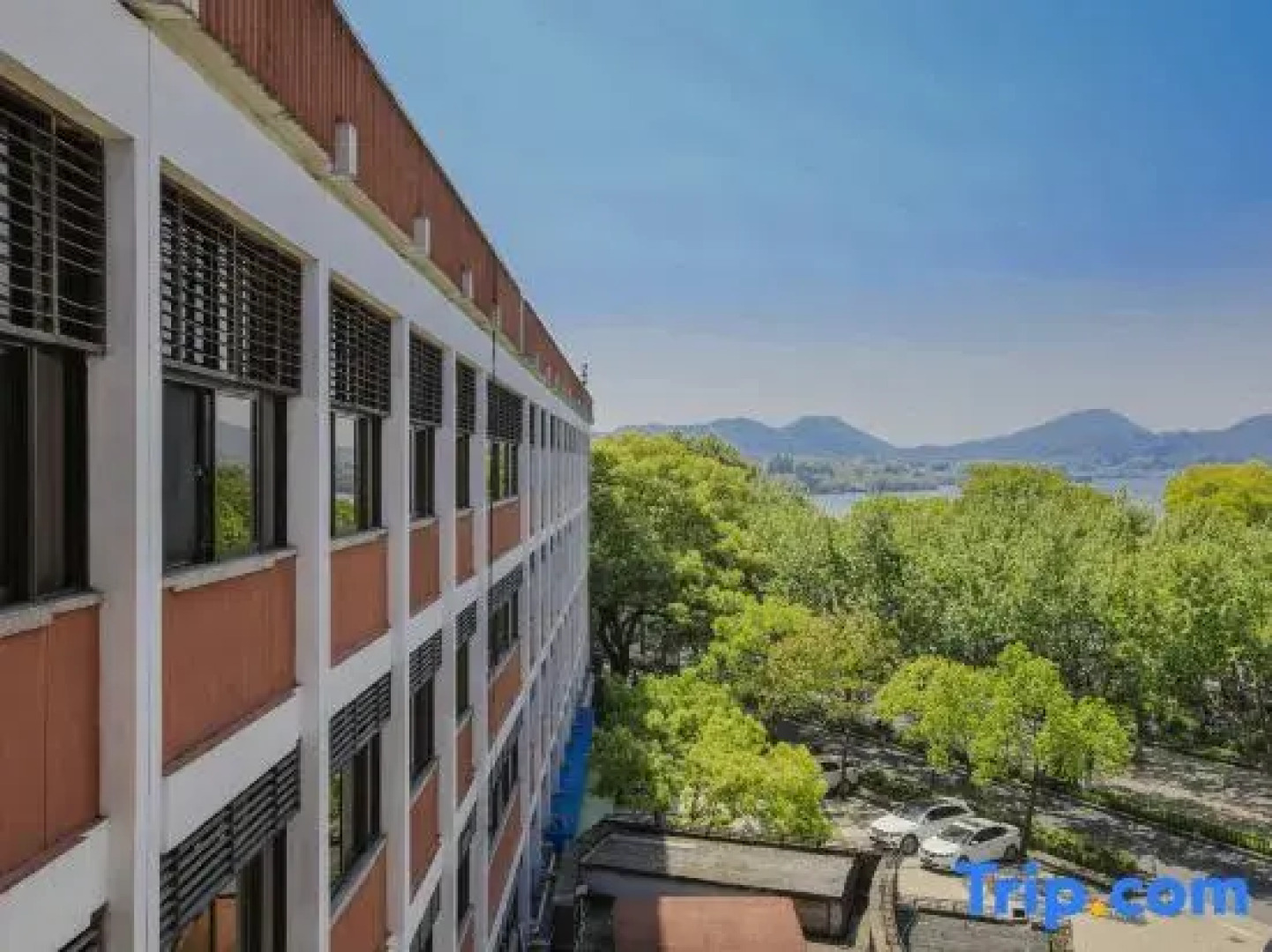 Overseas Chinese Hotel Hangzhou