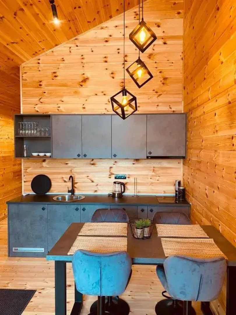 ADA BEACH HOUSE mit Wasserzugang