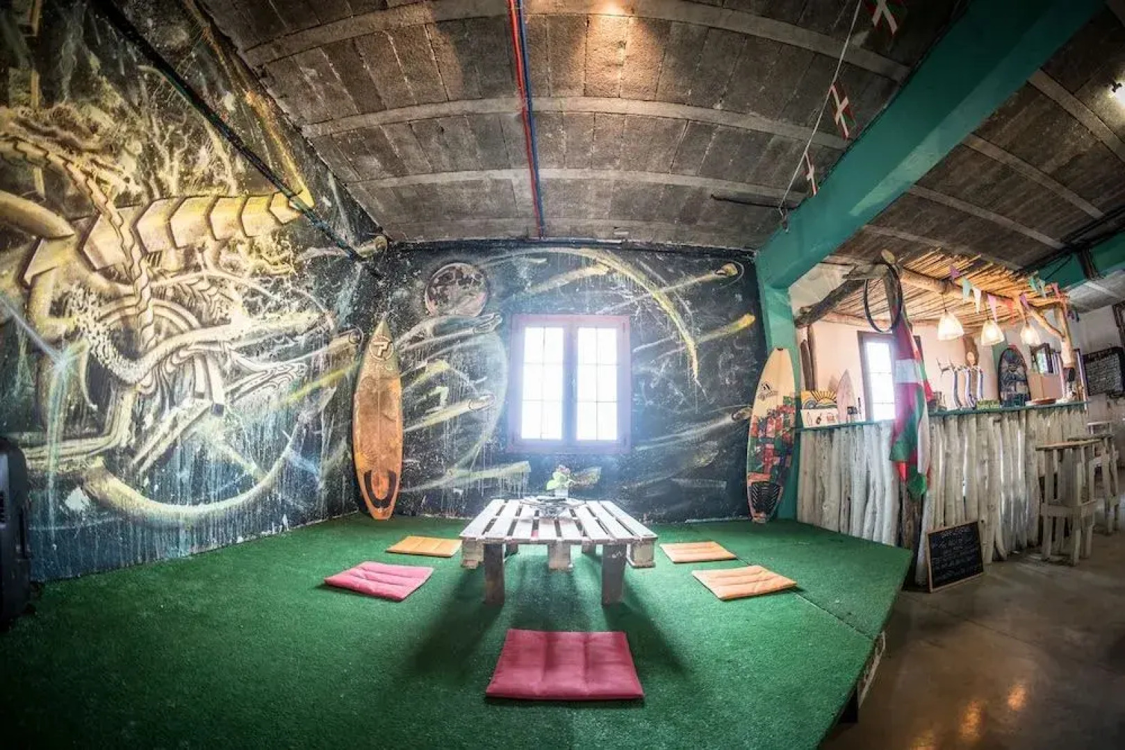 Surf Camp San Sebastian Partyhostel