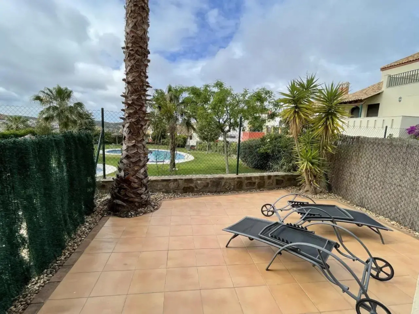 ELL001 Casa adosada de 2 dormitorios