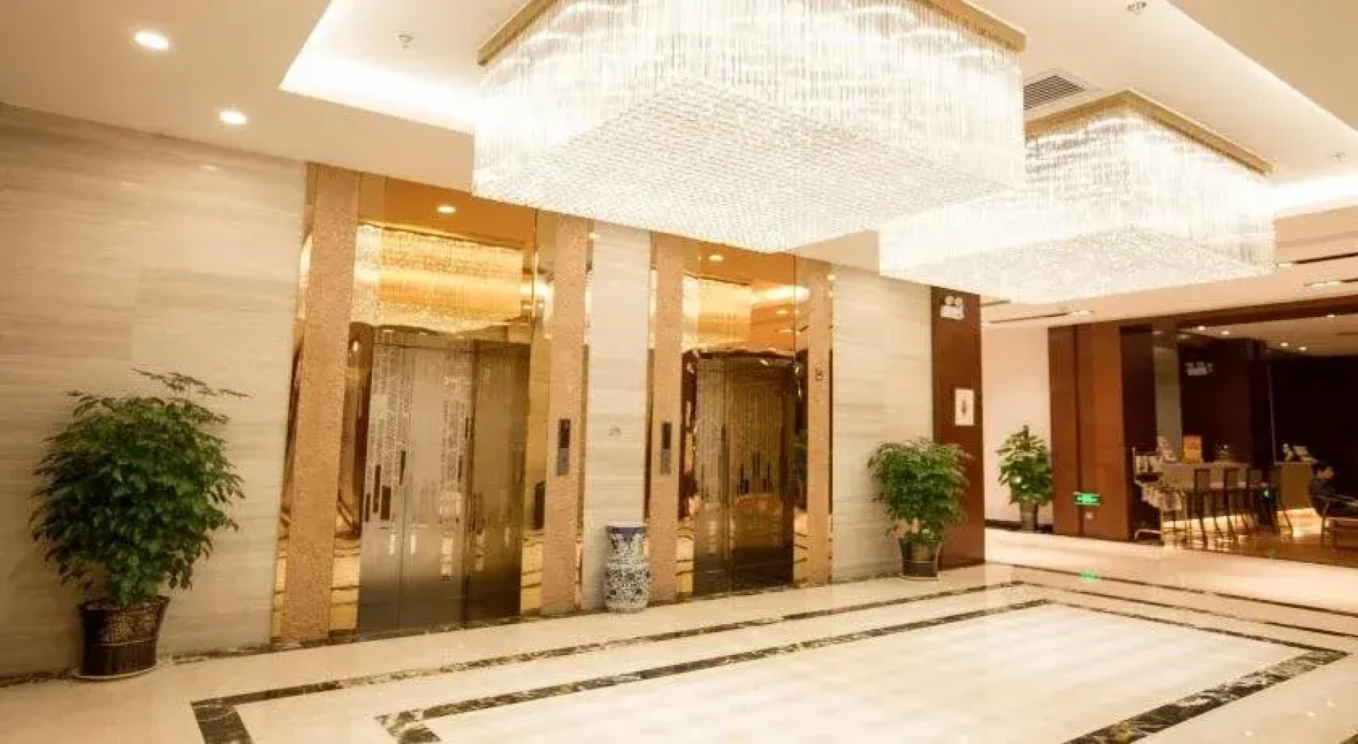 Chengjiang Manor Hotel