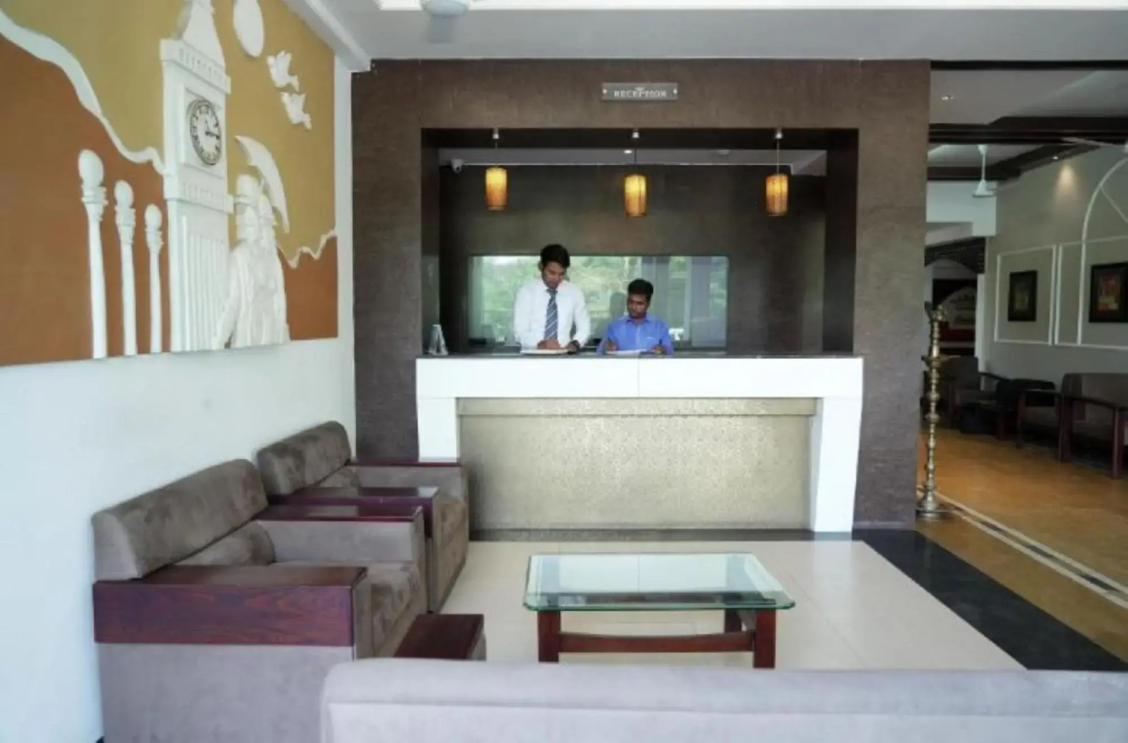 Lumbinis Grand Hotel