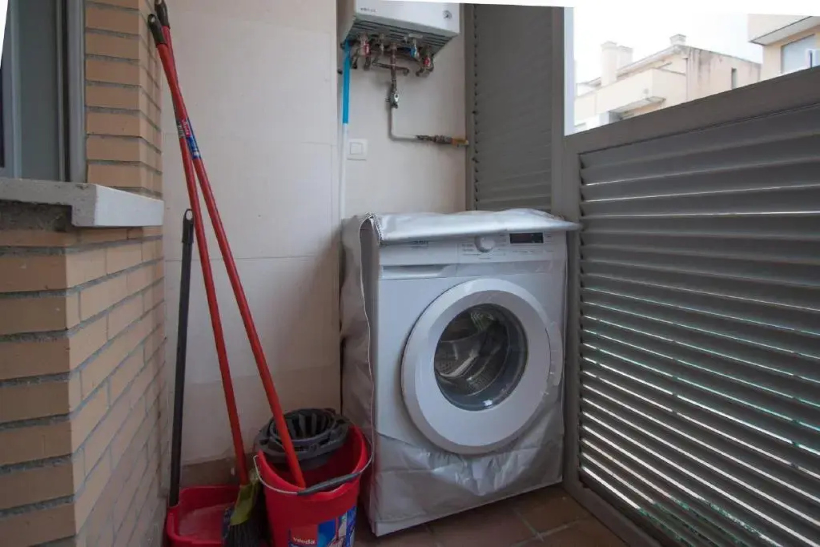 Esguil, apartamento con piscina, a 3 km de la playa