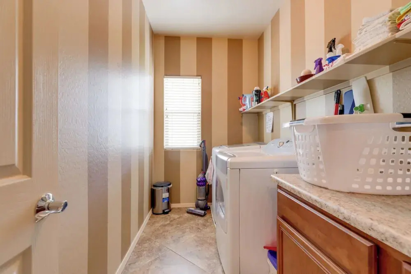 Maricopa Desert Oasis: Fenced Yard w/ Hot Tub