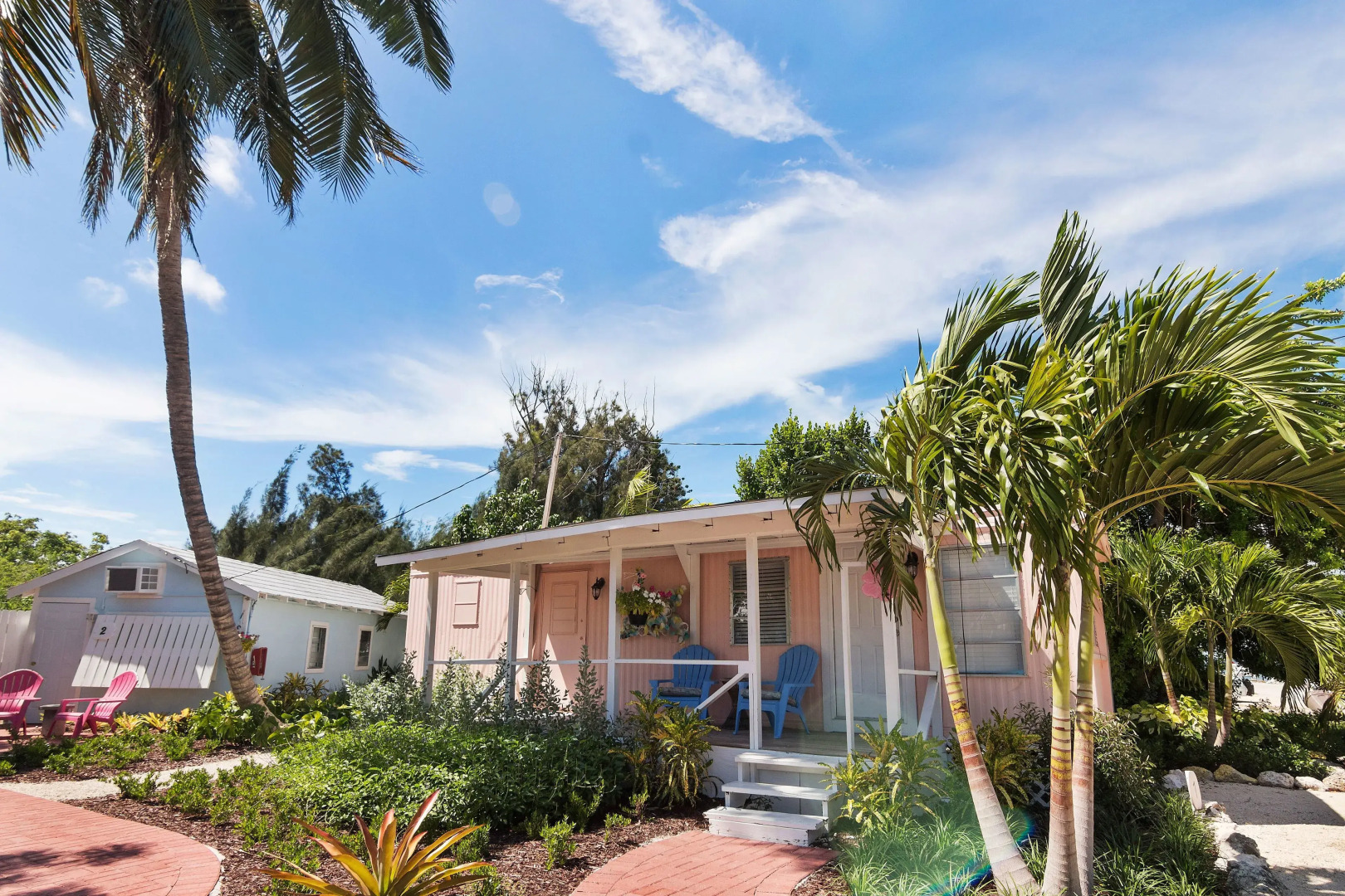 Tropical Cottages