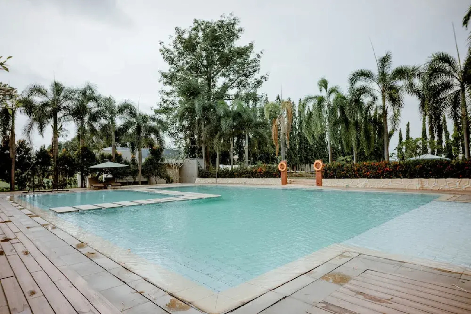 The Farmhouse by EDL