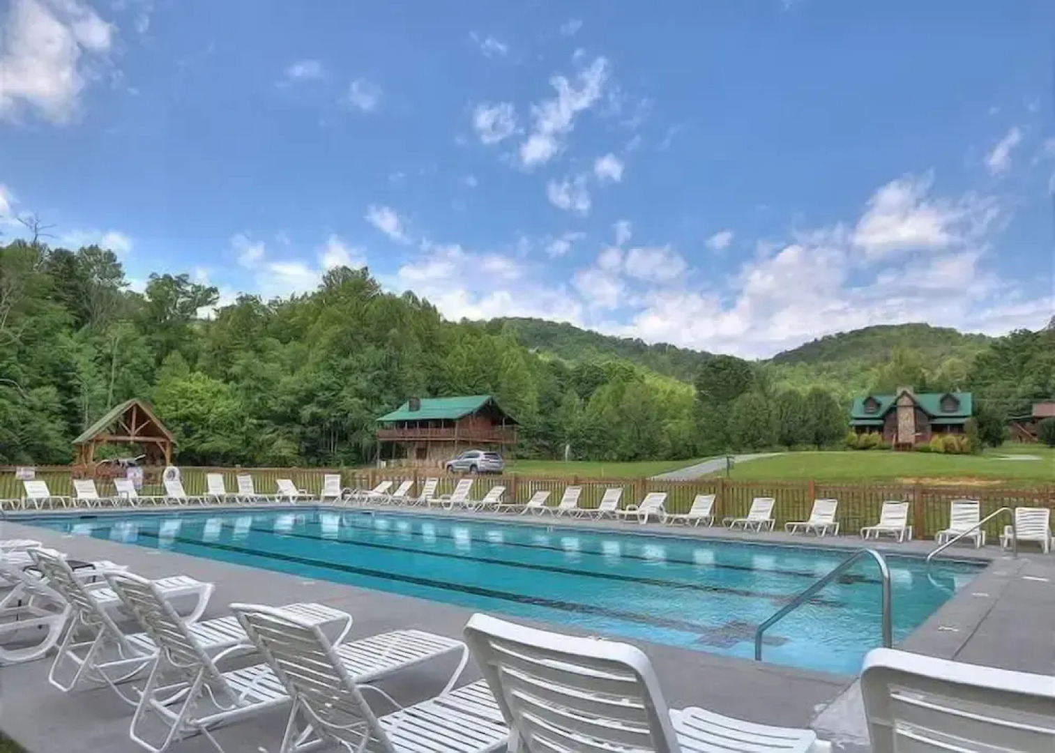 Honey Bear Hill #326