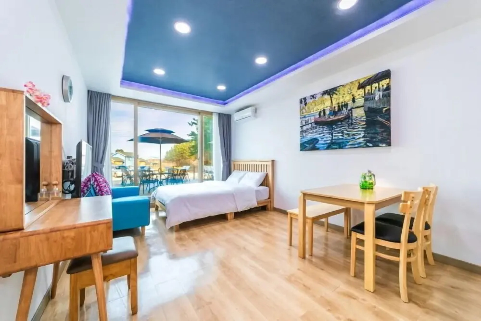 Samcheok Emmao Pension