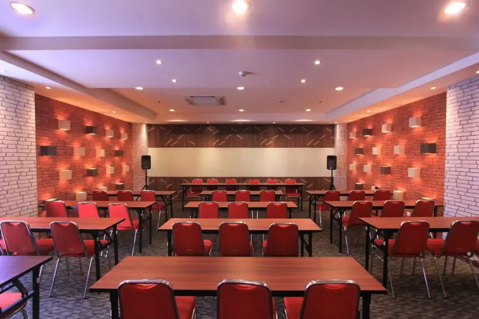 Uniq Hotel Yogyakarta