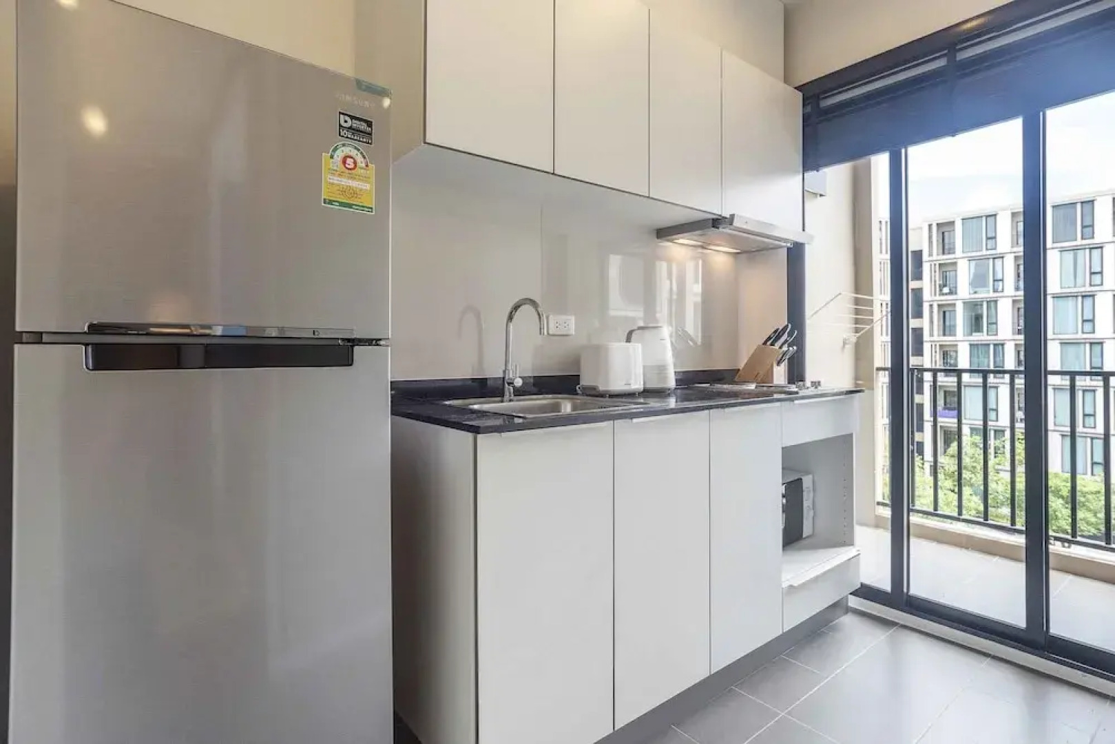 Favstay - The Base Uptown Phuket