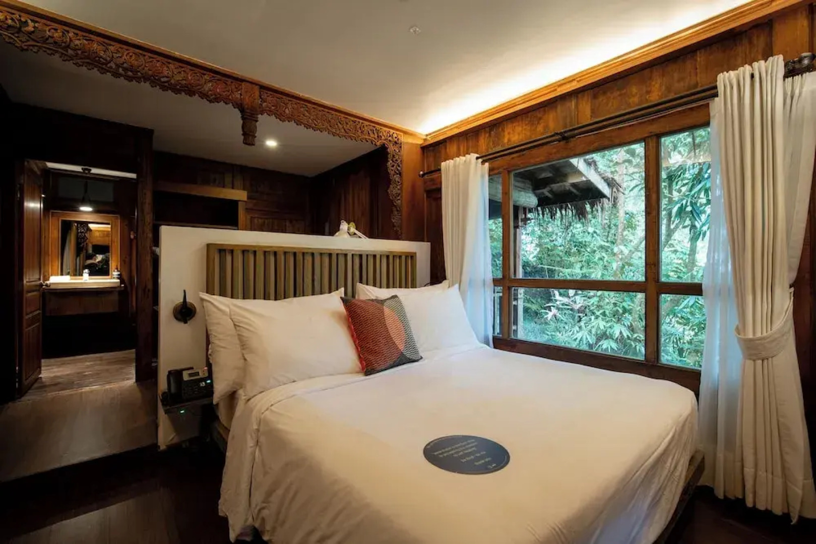 Tira Vilagna Suites & Spa