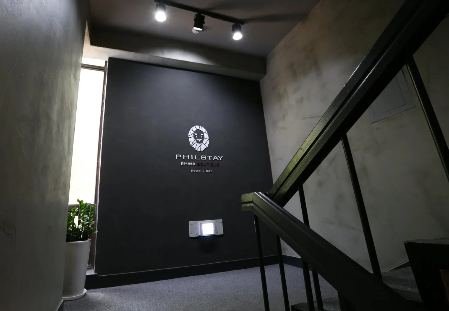 Philstay Ehwa Boutique - Female Only (только для женщин)