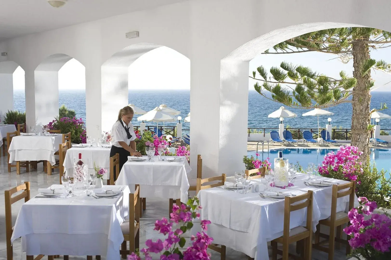 Maritimo Beach Hotel