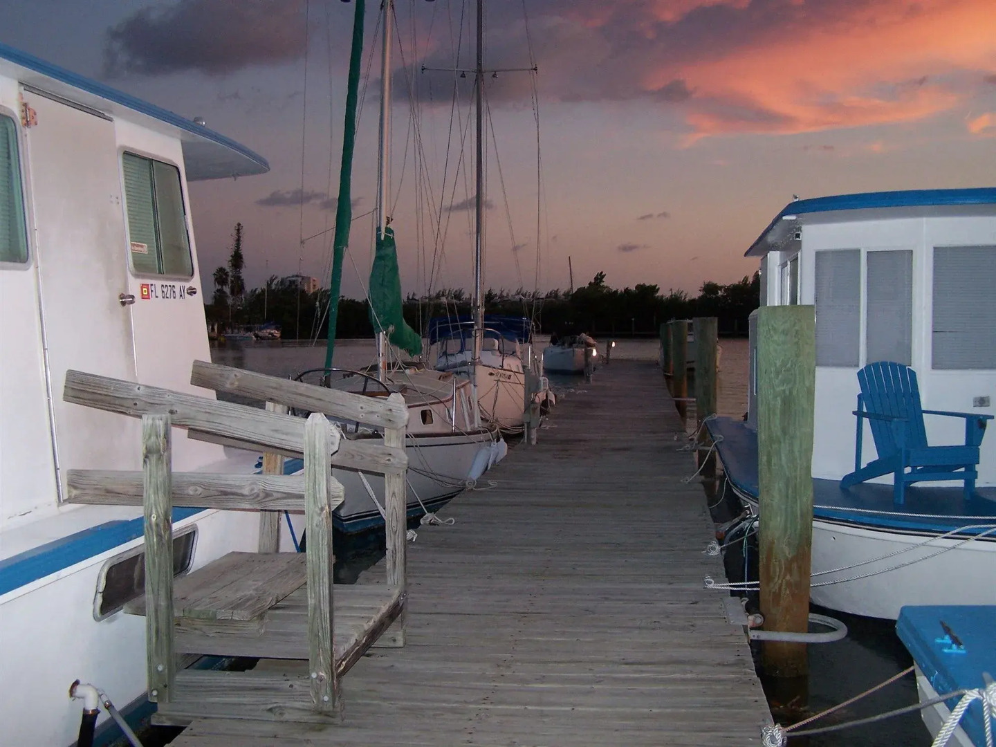 Floating Sea Cove Resort & Marina