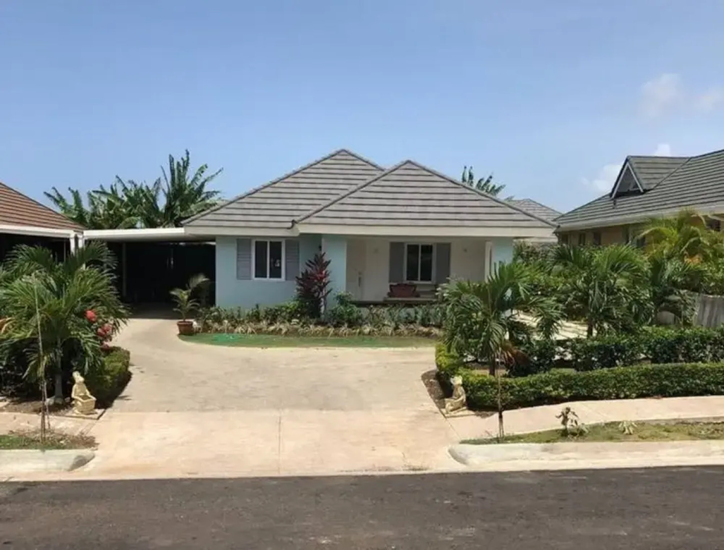 Coolshade Luxury Villa