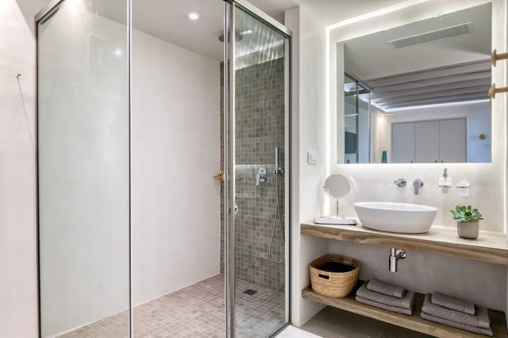 Elite Estates Diamond