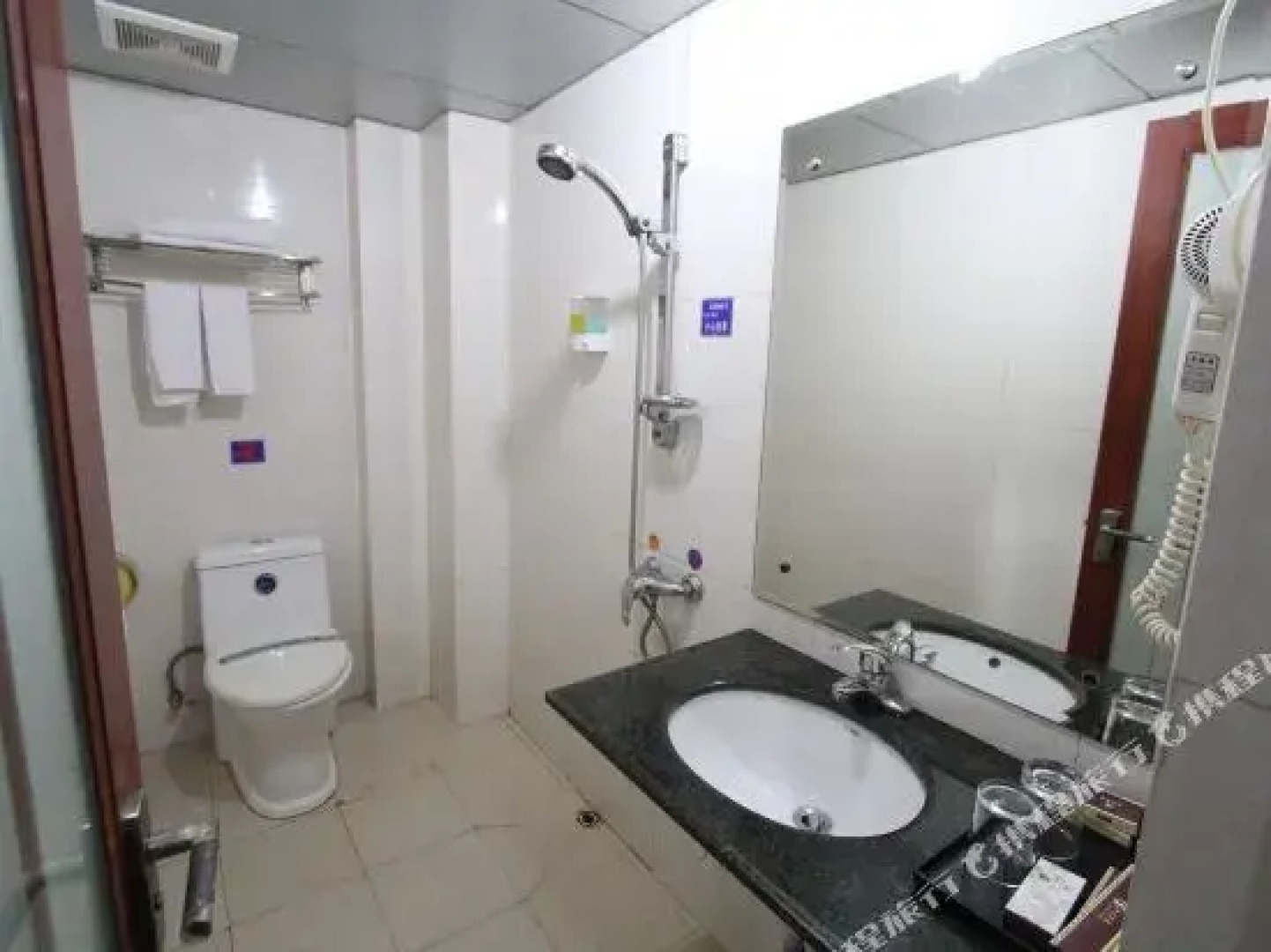 Hengda Hotel Dianbai