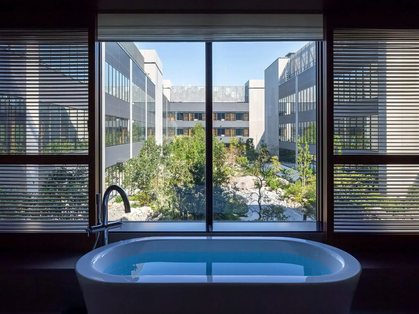 Intercontinental Yokohama Pier 8 by IHG