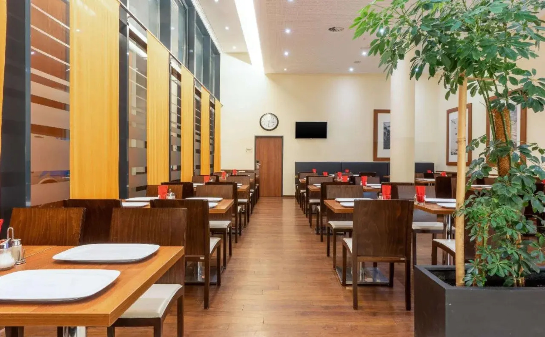 Leonardo Hotel Salzburg Airport