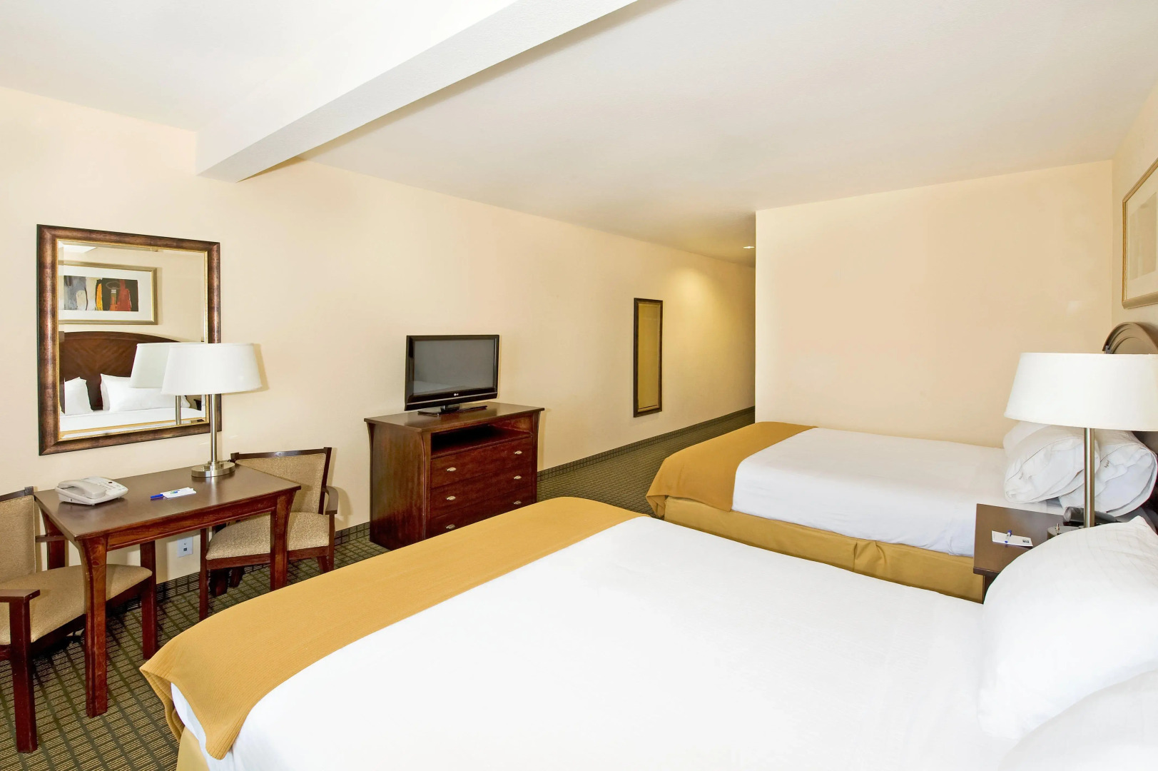 Holiday Inn Express & Suites Willcox by IHG