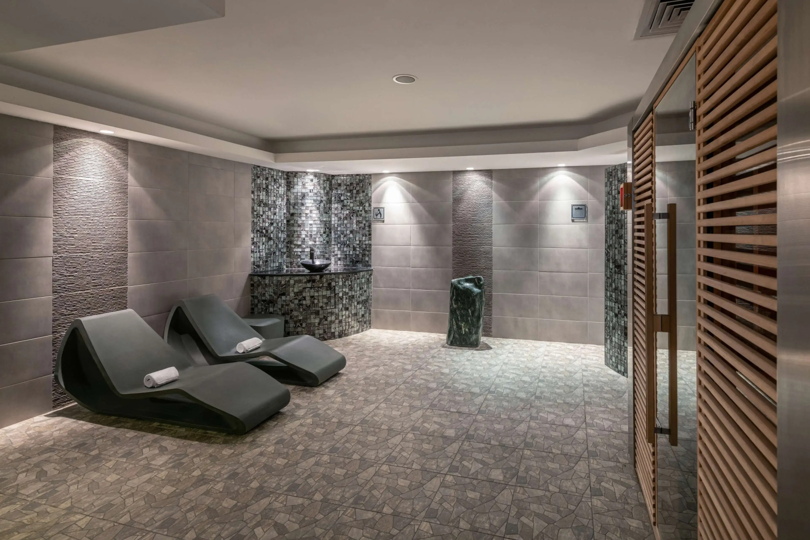 Radisson Blu Hotel, Kuwait