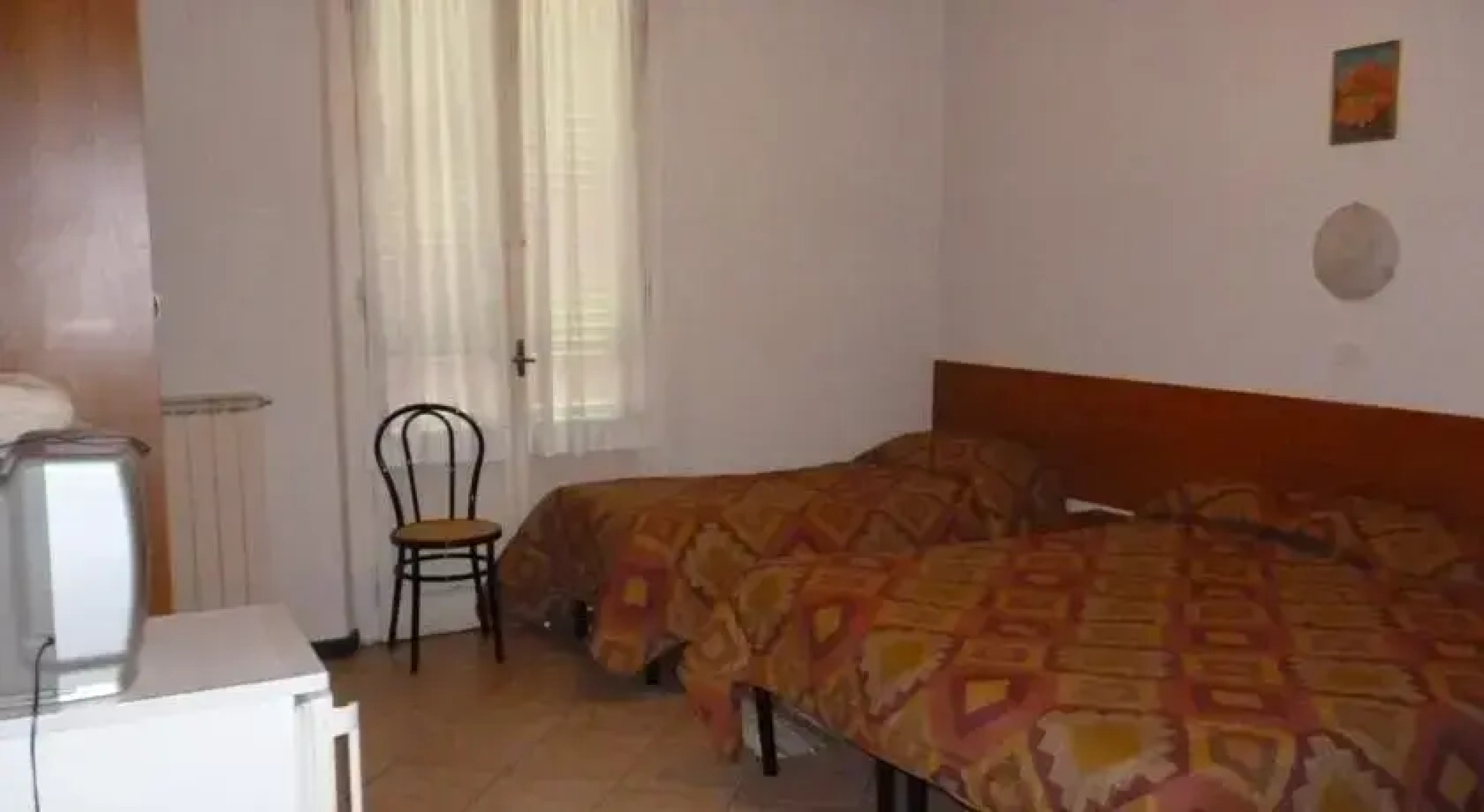 Viottolone Bed and Car