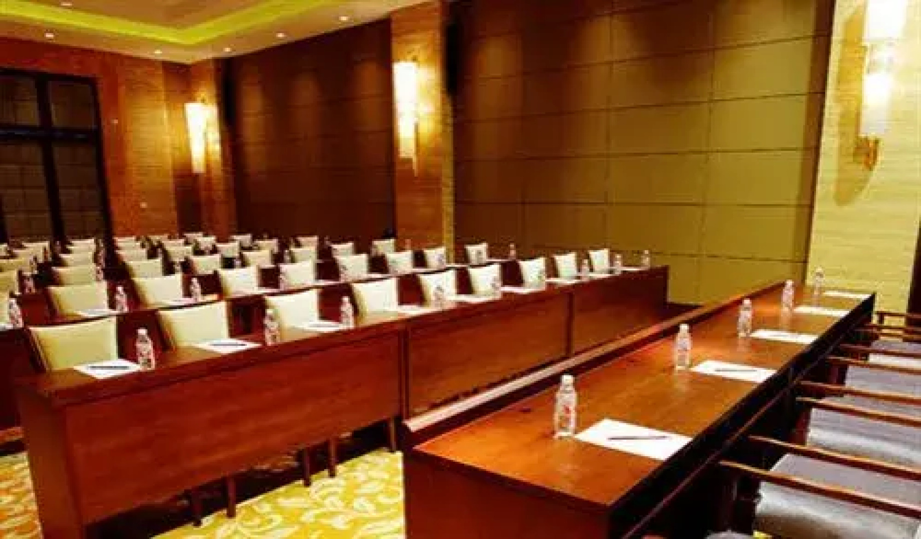 Days Hotel & Suites Zhaozhuang Xingyi Resort